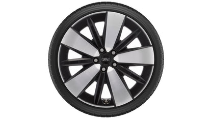 Ford All-Electric Capri (ab 10/2024) 19 Zoll Winterkompletträder Vorne: 235/55 R19 105 V XL-Nokian & Hinten: 255/50 R19 107 V XL-Nokian